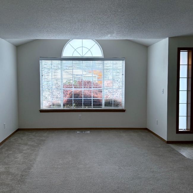 Photo - 109 Wilshire Way