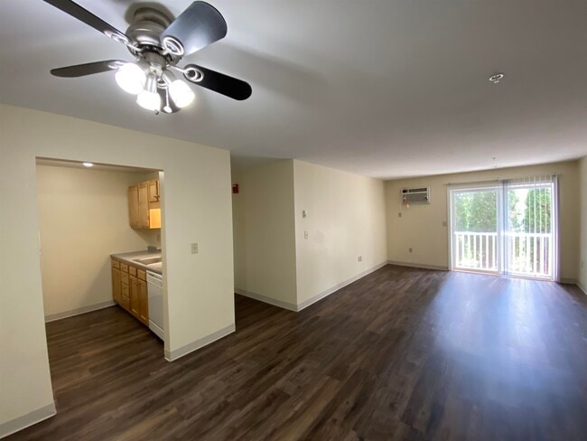 101 Eastern Ave Unit 101