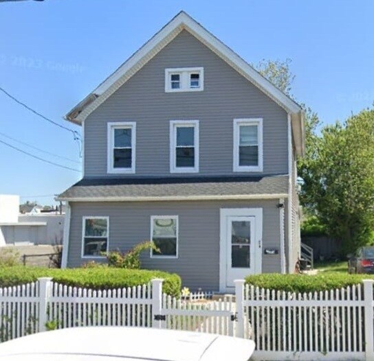 276 Seaview Ave Rental House Rental in Bridgeport, CT