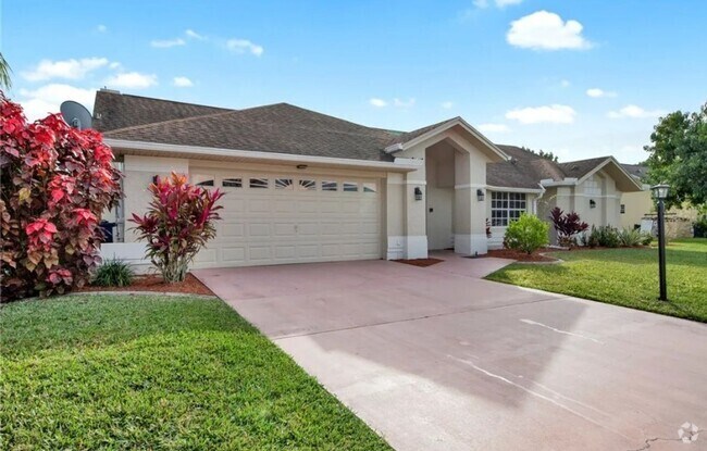 Building Photo - Stunning 3-Bedroom, 2-Bath Estate Home in ...