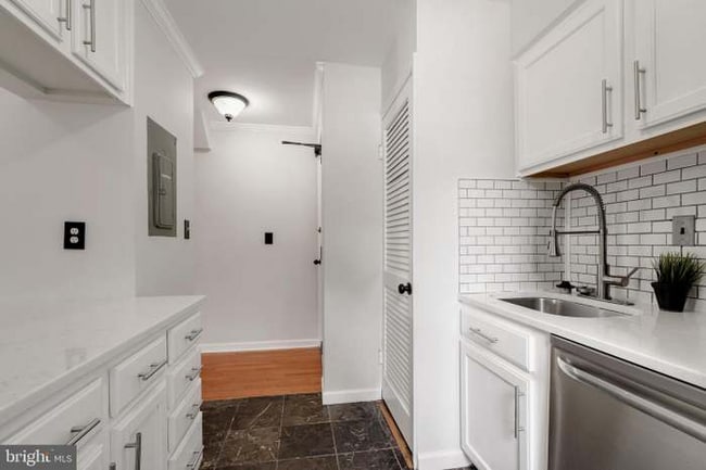 Photo - 2016 37th St SE Unit #102