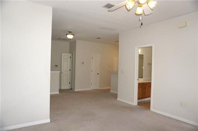 Photo - 1 Bedroom, 1 Bathroom Condo, Gated Community