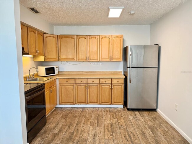 Photo - 9013 Westchester Cir Unit 26