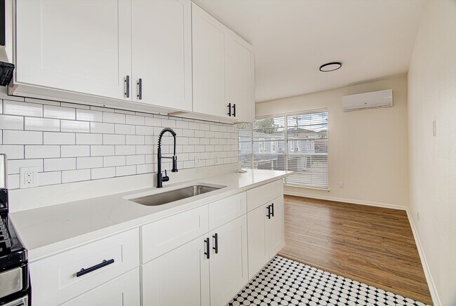 Photo - 1915 McDuffie St Unidad 1