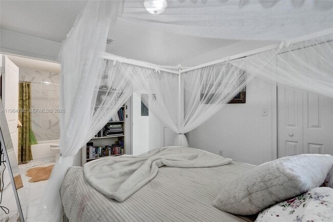 Photo - 1712 NW 76th Ter