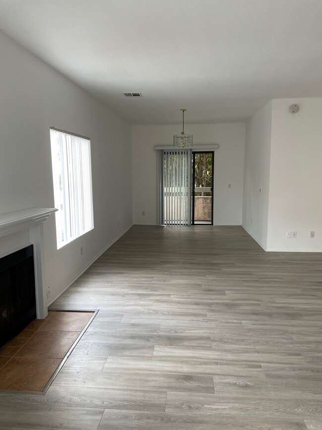 Photo - 11247 La Maida St Unit 206