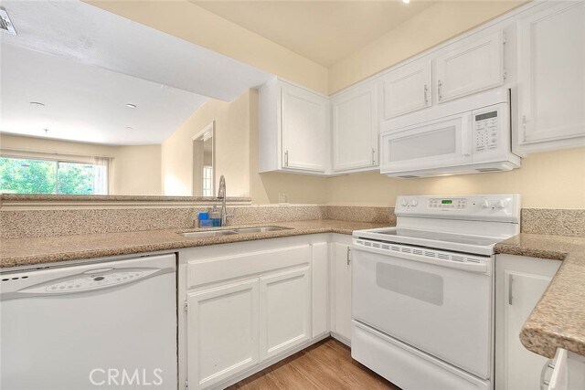 Photo - 11410 Brookshire Ave Unit 113