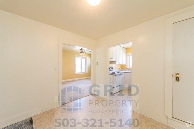 Building Photo - Charming 2 Bedroom Home in Mt Scott Arleta!