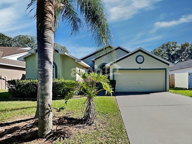 Building Photo - 1309 Lake Shore Ranch Dr