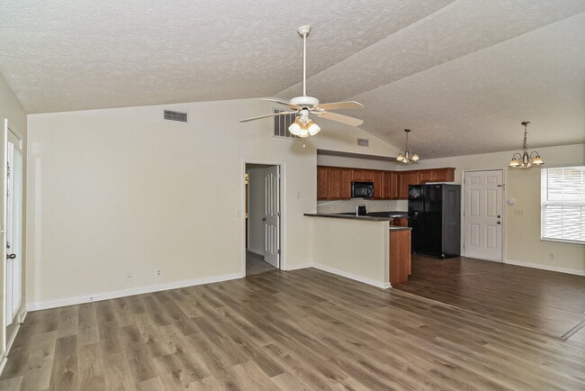 Photo - 3128 Sherborne Ct