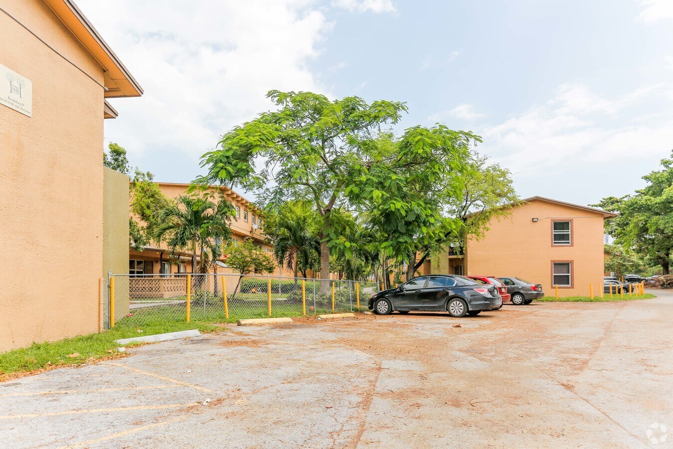 Photo - Tower Park Village I