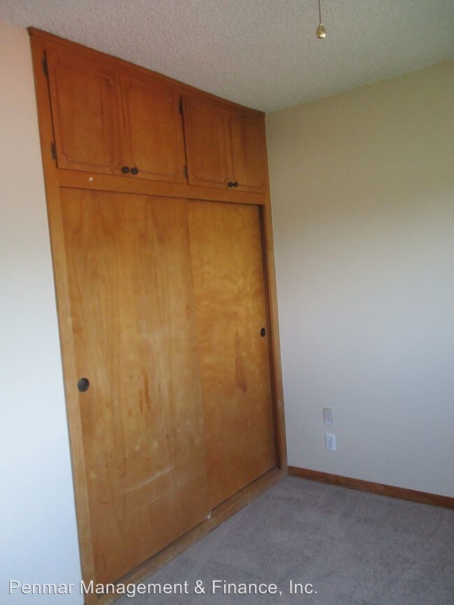 Photo - 4112 W 161st St