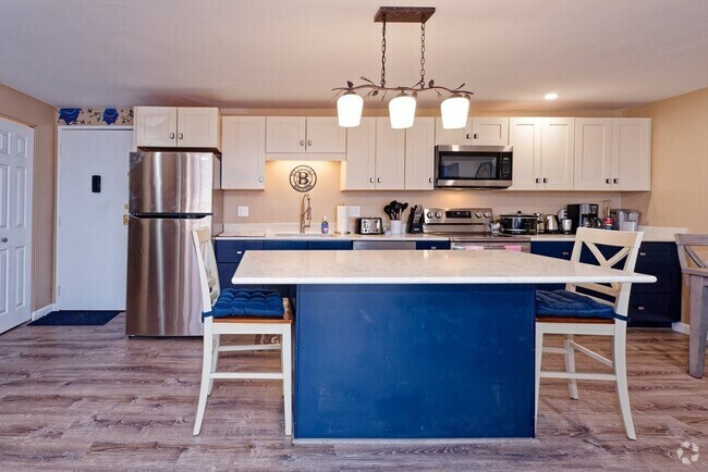 Building Photo - 35 High St Unit 16 Rental