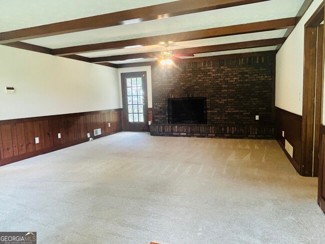 Photo - 5433 Wydella Rd SW
