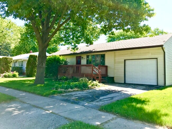 7103 Mildred Rd