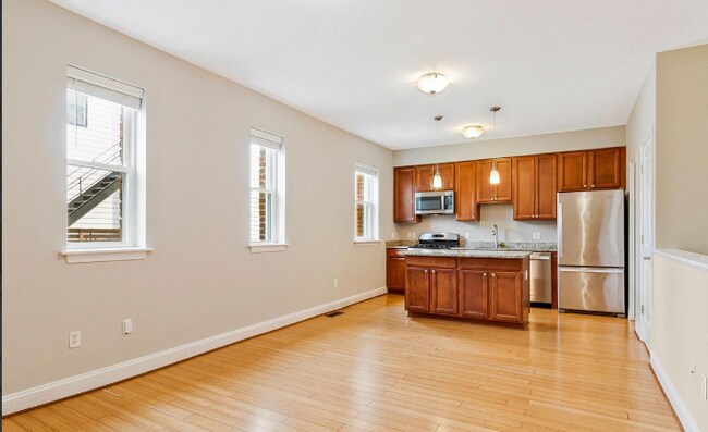 Photo - 3318 Sherman Ave NW