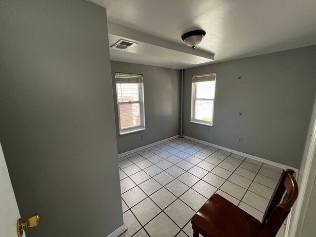 Photo - 1440 S 49th Ave Unidad 1