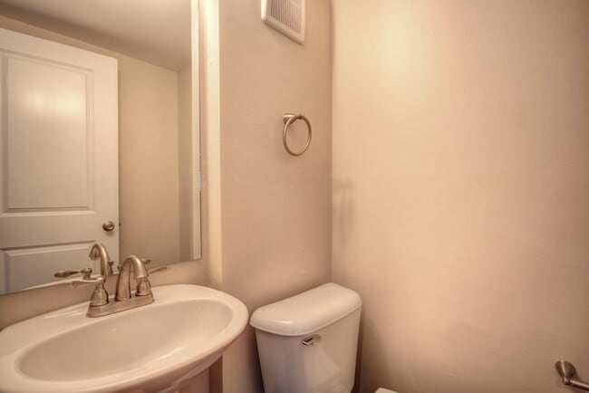 Photo - Fairlawn Village