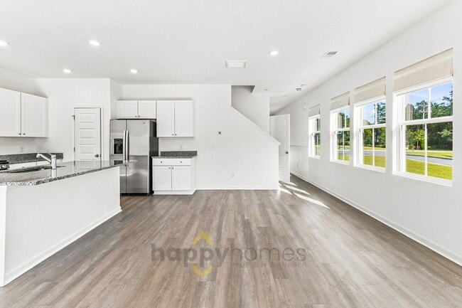 103 Pine Gate Dr