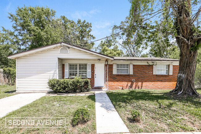 Photo - 6801 Blanco Ct House