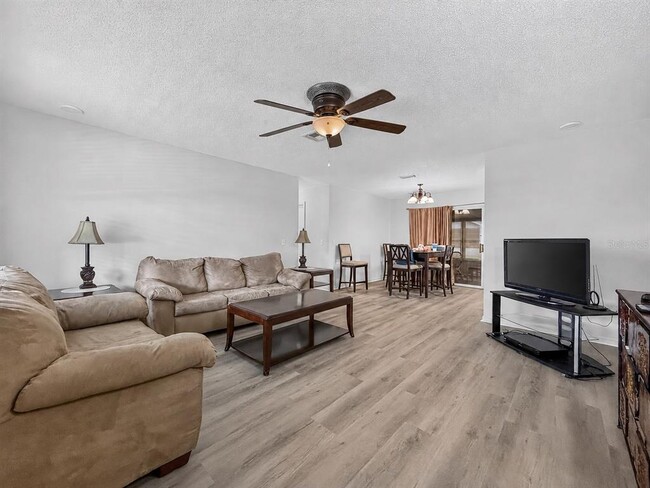 Photo - 1222 Santos Pl