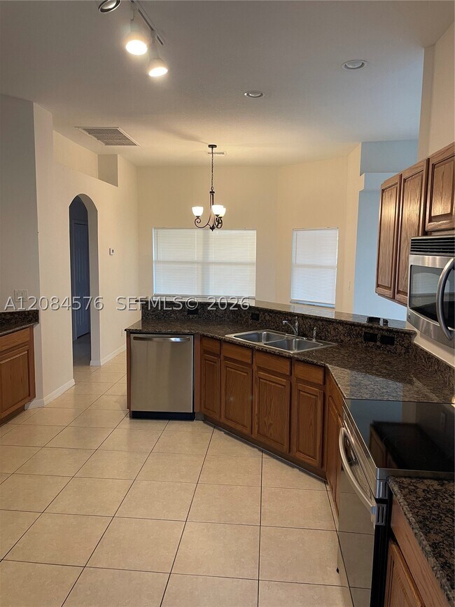 1889 SW Citation Ave