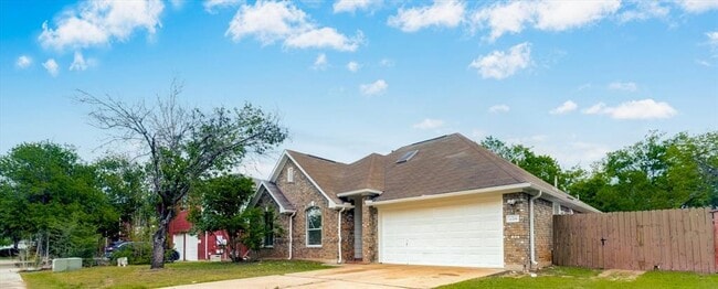 Photo - 11209 Avering Ln