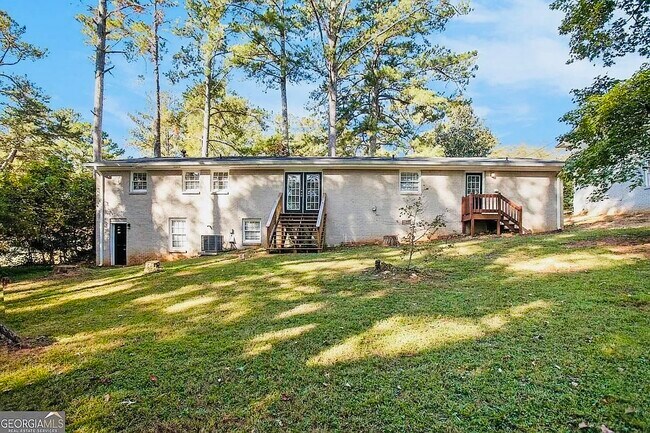 Photo - 2112 Royal Fox Way