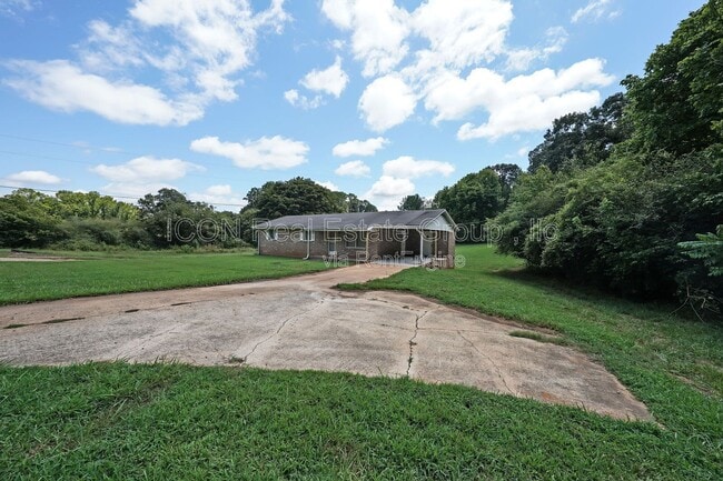 Photo - 251 Hog Farm Cir