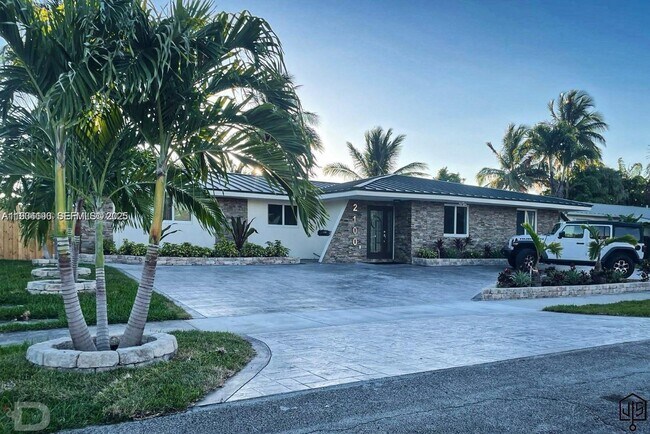 Photo - 2100 SW 100th Ave