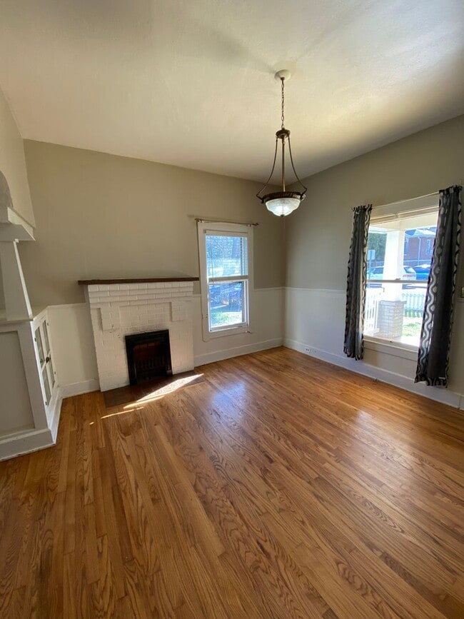 111 Miller Ave Unit 1