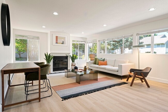 Glenbrook Apartments