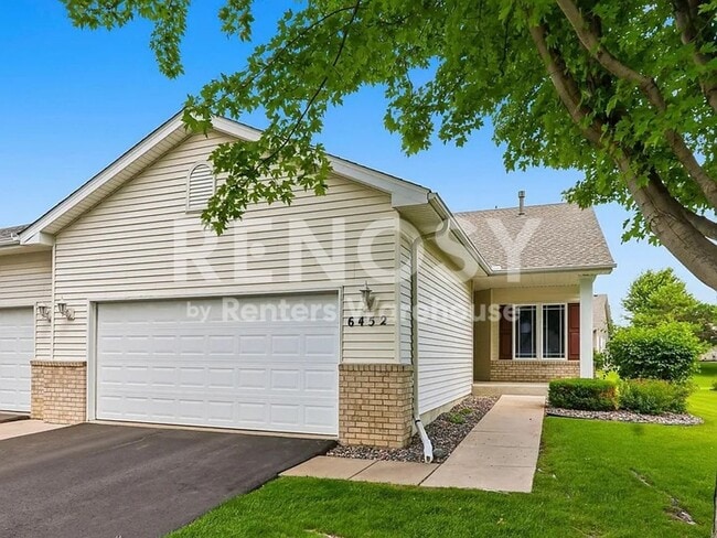 Building Photo - 6452 MacLaren Ave NE