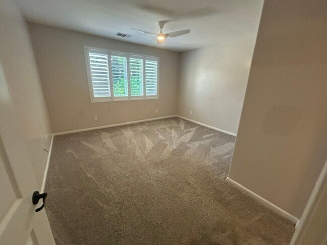 3605 W Delta Ave