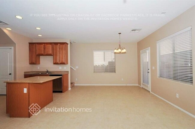 Photo - 687 Calamus Palm Pl