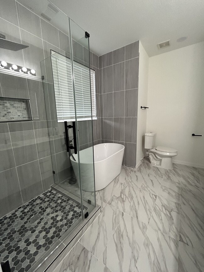 Photo - 412 Cypress Hill Dr