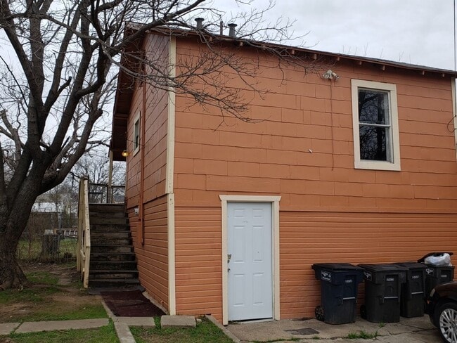 Building Photo - 3001 K Avenue Unit B Rental