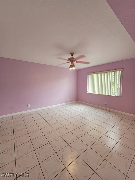 Building Photo - 4140 Looking Glass Ln Unit 5 Rental
