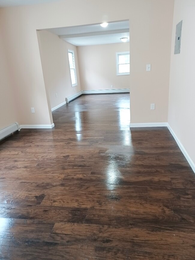 528 S Clinton St Unidad Clinton Street-2nd floor