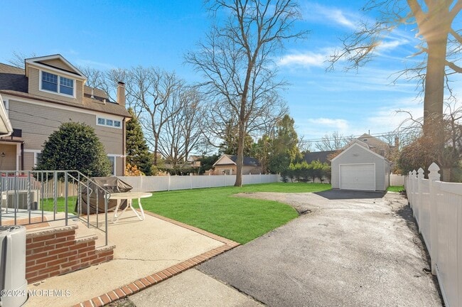 Photo - 714 Philadelphia Blvd