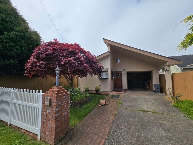 Photo - Lovely 1BD/BA Pine Hill home!
