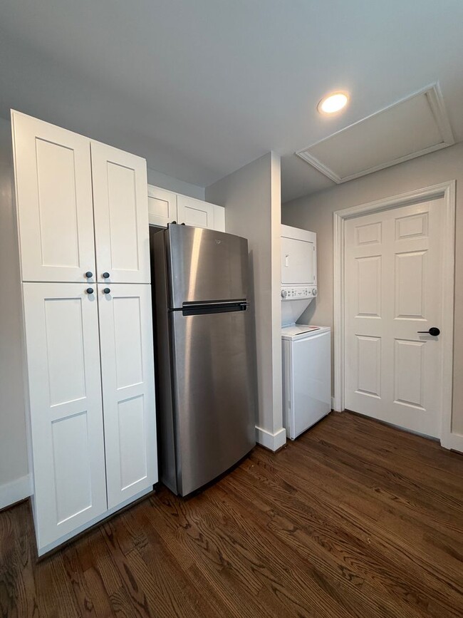 Photo - 2 Bed 1 Bath home with large backyard