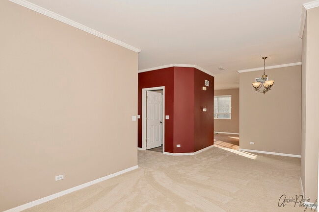 Photo - 743 Cherry Creek Dr