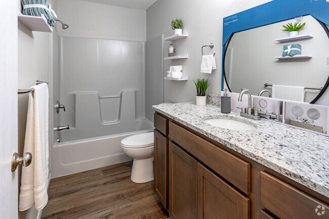 2BR, 1BA - 1,285SF