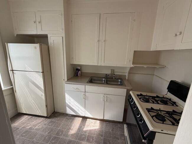 Photo - ForestAve635 Unit apt 635