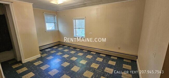 Photo - 5 1/2 Hudson St.-