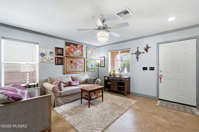 8471 N Placita De La Manzana