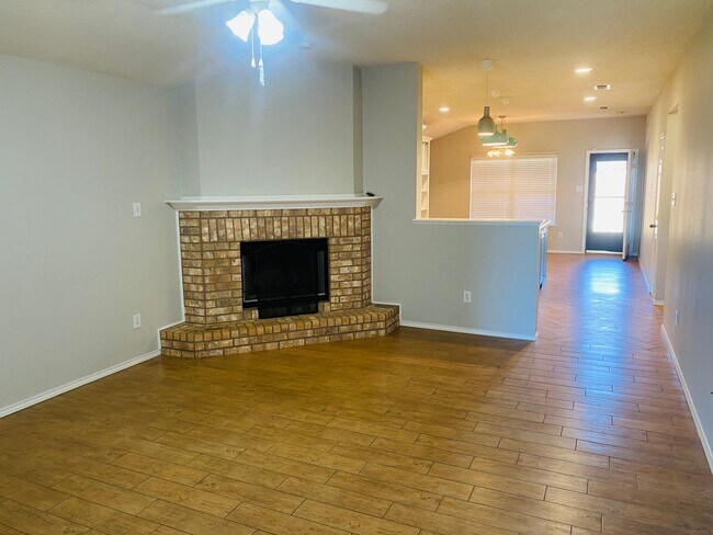 Photo - 3 bed 2 bath Frenship ISD
