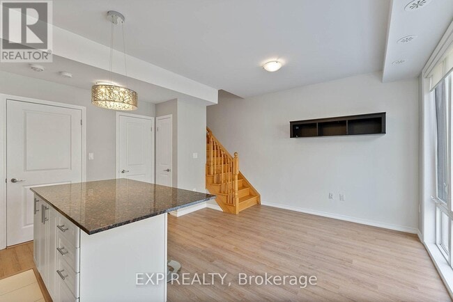 Photo - 32 Fieldway Rd