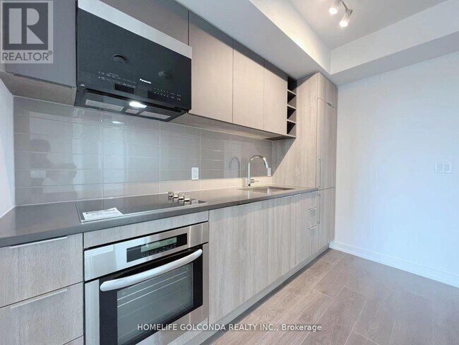 Photo - 2031 Kennedy Rd Unit 1121